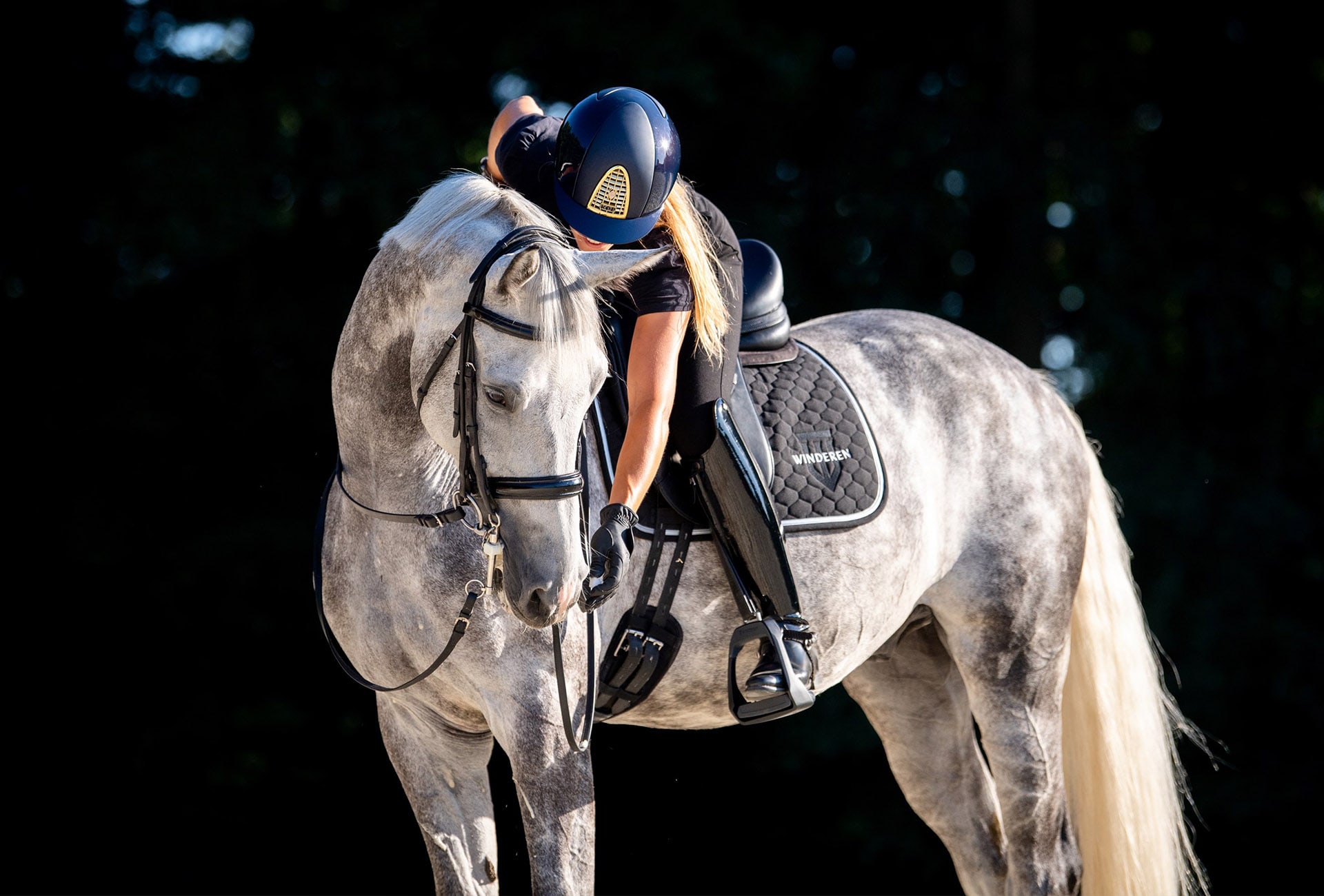 Winderen stirrups during dressage training
