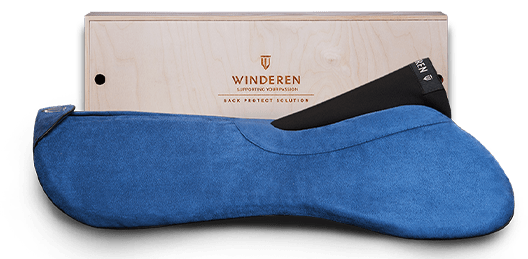 Winderen jumping saddle half pad in Blue colour 
